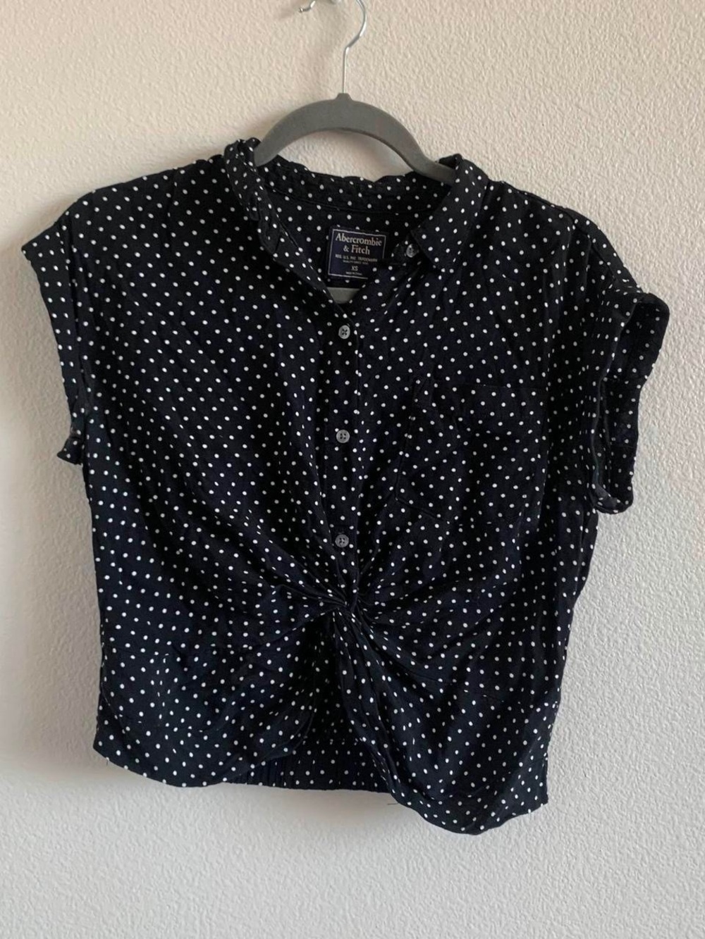 Abercrombie & Fitch Black with White Polka Dot Crop Top
